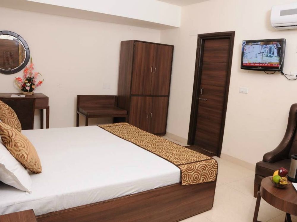 Hotel Diamond Inn Chandigarh Exterior photo